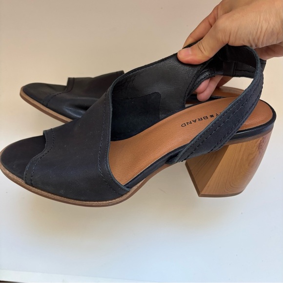 Lucky Brand Block Heel Slingback Sandals Xilna Size US 9.5M - Picture 5 of 9